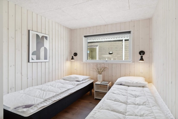 Foto van Luxe Wellness Retreat -- By Traum Ferienwohnungen - Vakantiehuis in Dronningmølle - Indoor