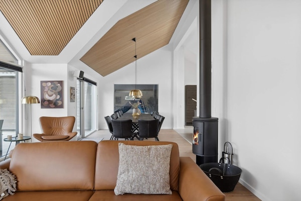 Foto van Luxe Wellness Retreat -- By Traum Ferienwohnungen - Vakantiehuis in Dronningmølle - Indoor