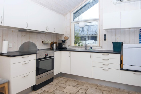 Foto van Pareltje aan het meer in Skarrild - Vakantiehuis in Kibæk - Indoor