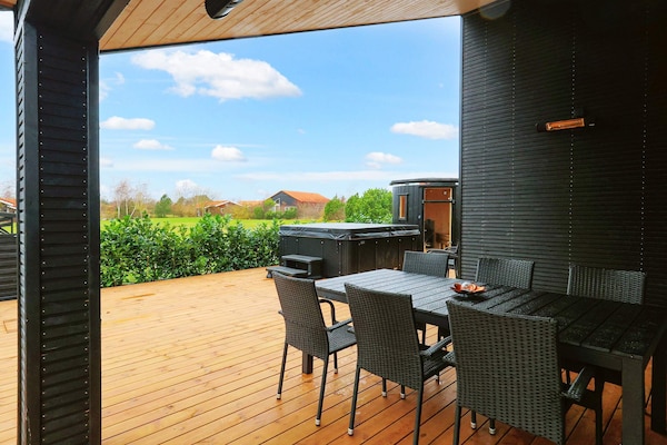 Foto van Moderne oase in Marielyst - Vakantiehuis in Væggerløse - View