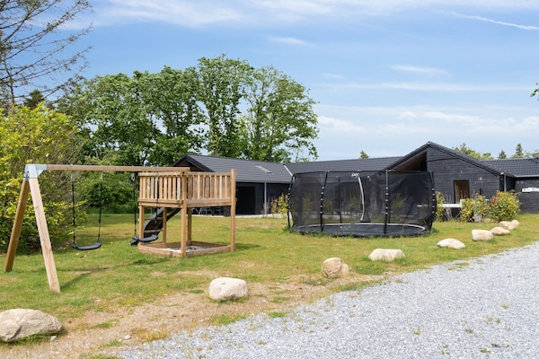 Foto van Ruim toevluchtsoord voor 20 -- By Traum Ferienwohnungen - Outdoor