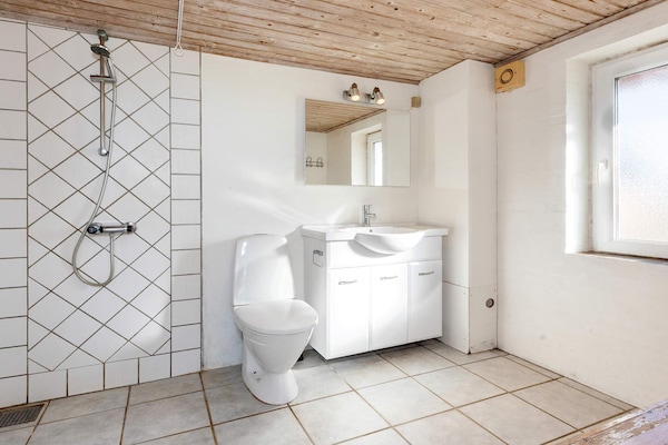 Foto van Schilderachtig Poolhuis -- By Traum Ferienwohnungen - Indoor