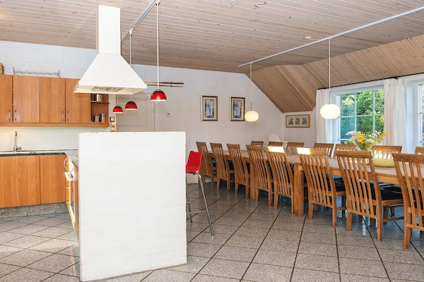 Foto van Luxe vakantieverblijf met zwembad - Vakantiehuis in Ulfborg - Indoor
