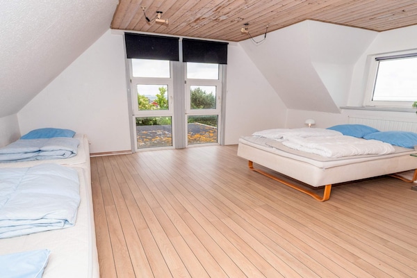Foto van Plezier voor het hele gezin met Fjord View - Vakantiehuis in Thyholm - Indoor