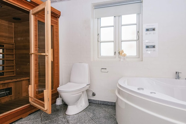 Foto van Luxe spa-retraite voor tien personen - Vakantiehuis in Ulfborg - Indoor