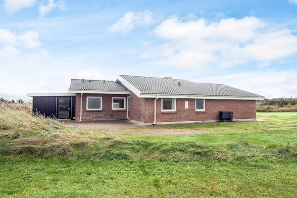 Foto van Gezellig poolhuis bij zee -- By Traum Ferienwohnungen - View