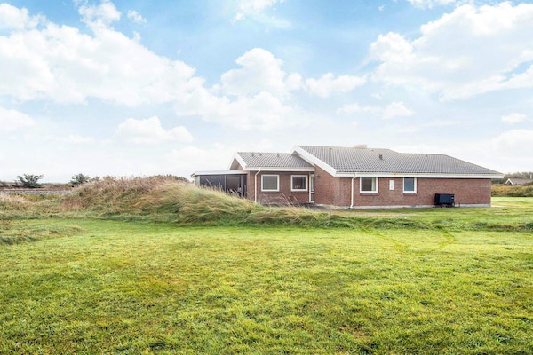 Foto van Gezellig poolhuis bij zee -- By Traum Ferienwohnungen - View