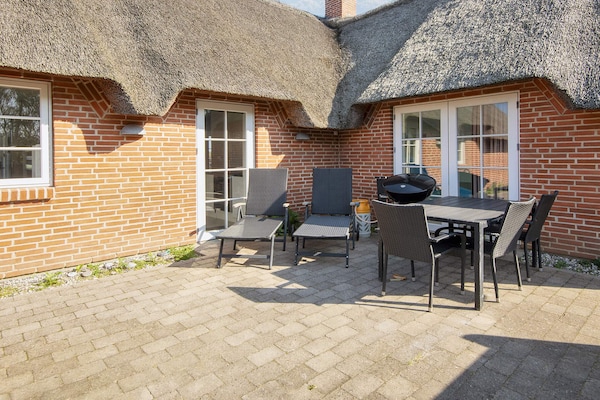Foto van Luxe retraite met zwembad - Vakantiehuis in Ulfborg - View