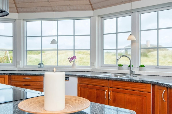 Foto van Luxe strandverblijf -- By Traum Ferienwohnungen - Vakantiehuis in Harboøre - Indoor