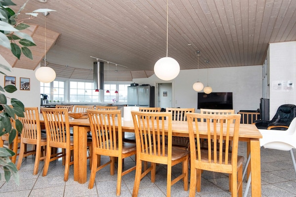 Foto van Luxe strandverblijf -- By Traum Ferienwohnungen - Vakantiehuis in Harboøre - Indoor