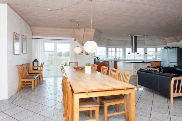 Foto van Luxe strandverblijf -- By Traum Ferienwohnungen - Vakantiehuis in Harboøre - Indoor
