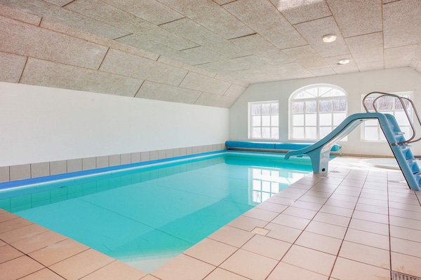 Foto van Luxe huis met zwembad vlak bij zee - Vakantiehuis in Ulfborg - Pool
