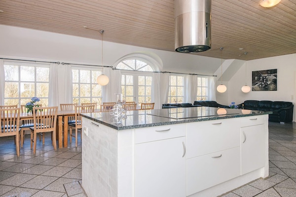 Foto van Luxe huis met zwembad vlak bij zee - Vakantiehuis in Ulfborg - Indoor