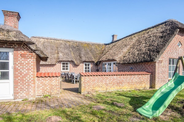 Foto van Luxe huis met zwembad vlak bij zee - Vakantiehuis in Ulfborg - View