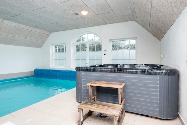 Foto van Luxe zwembadhuis nabij zee -- By Traum Ferienwohnungen - Spa