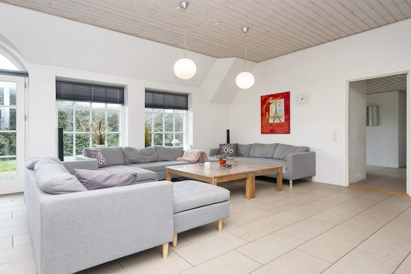 Foto van Luxe zwembadhuis nabij zee -- By Traum Ferienwohnungen - Indoor
