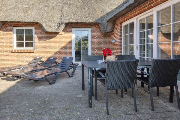 Foto van Luxe zwembadhuis nabij zee -- By Traum Ferienwohnungen - View