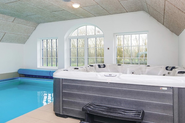 Foto van Luxe vakantieverblijf aan zee - Vakantiehuis in Ulfborg - Spa