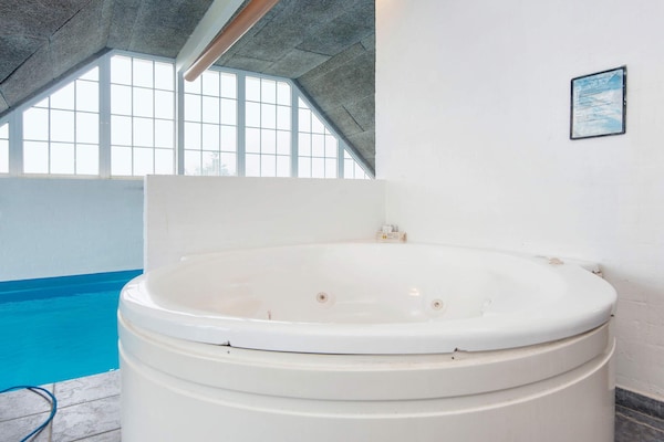 Foto van Luxe zwembadhuis bij zee -- By Traum Ferienwohnungen - Spa