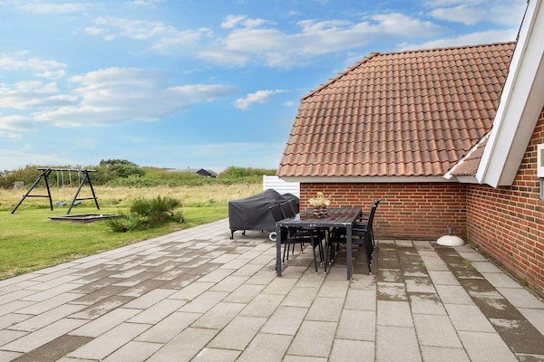 Foto van Luxe zwembadhuis bij zee -- By Traum Ferienwohnungen - View
