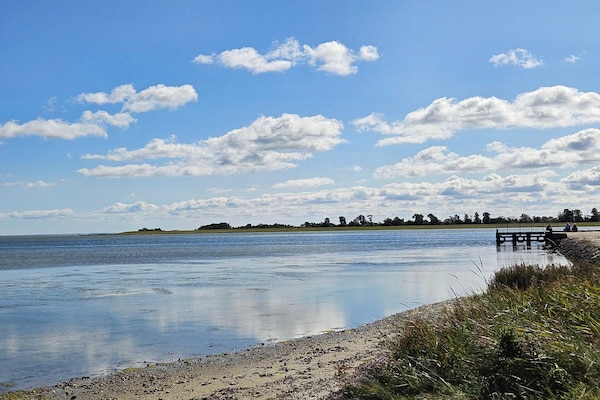 Foto van Luxe spa-retreat aan zee -- By Traum Ferienwohnungen - WaterView