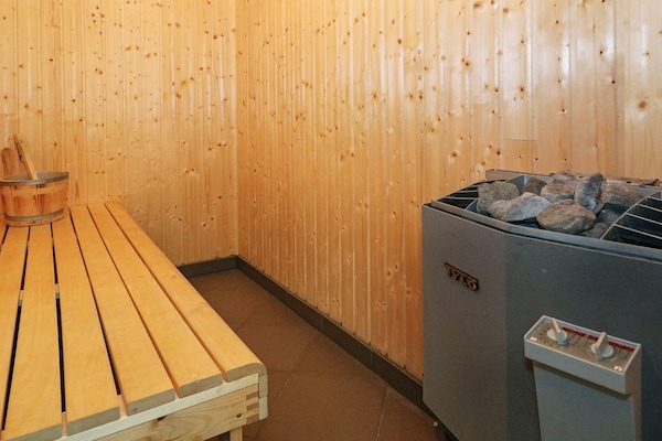 Foto van Luxe spa-retreat aan zee -- By Traum Ferienwohnungen - Sauna
