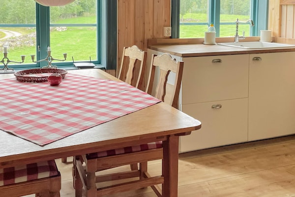 Foto van Charmant huisje aan het meer in Torsebo - Vakantiehuis in VIRSERUM - Indoor