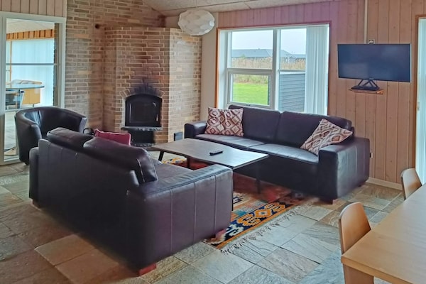 Foto van Luxe retraite bij fjord -- By Traum Ferienwohnungen - Indoor