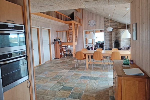 Foto van Luxe retraite bij fjord -- By Traum Ferienwohnungen - Indoor