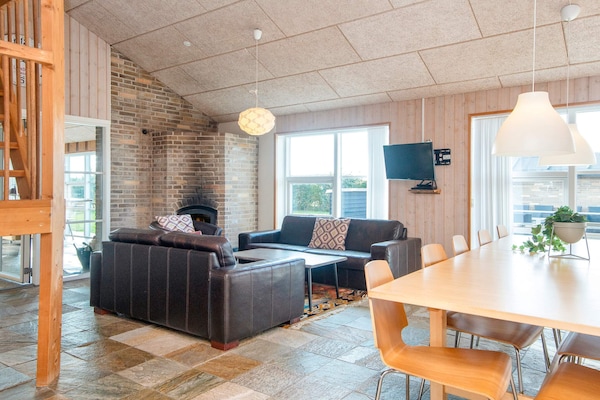 Foto van Luxe retraite bij fjord -- By Traum Ferienwohnungen - Indoor