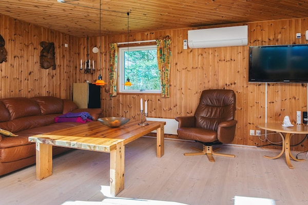 Foto van Panoramisch fjordverblijf met spabad - Vakantiehuis in Øster Assels - Indoor