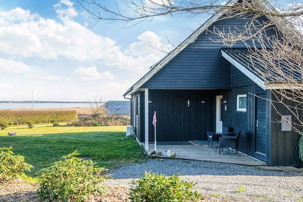 Foto van Panoramisch fjordverblijf met spabad - Vakantiehuis in Øster Assels - Outdoor