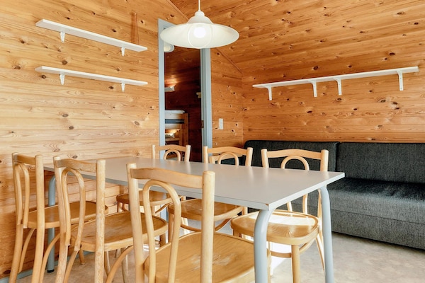 Foto van Lichte hutten met terras -- By Traum Ferienwohnungen - Indoor