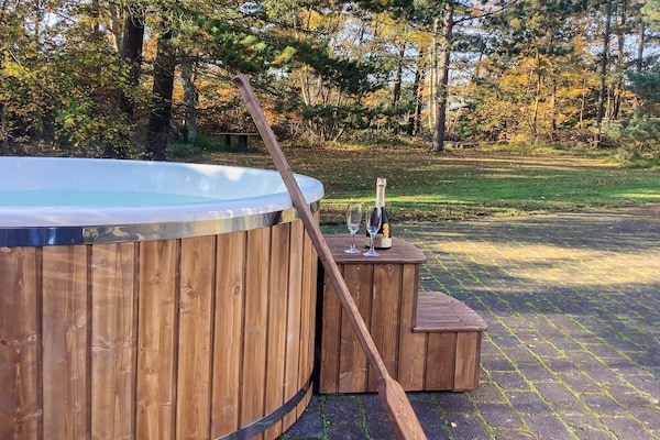 Foto van Luxe strandhuis Marielyst - Vakantiehuis in Væggerløse - Spa