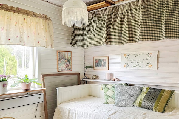 Foto van 5 Personen vakantie huis in HALLSTAVIK - Vakantiehuis in HALLSTAVIK - Indoor