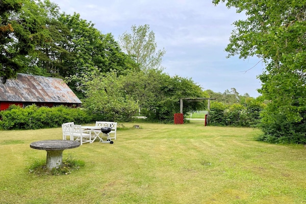 Foto van Verblijf in een schuur in het hart van Gotland - Vakantiehuis in Katthammarsvik - Outdoor