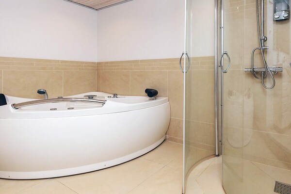 Foto van 6 Personen vakantie huis in Vestervig - Vakantiehuis in Vestervig - Spa