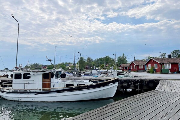 Foto van Cottage met uitzicht op zee en sauna - Vakantiehuis in VÄDDÖ - Untagged