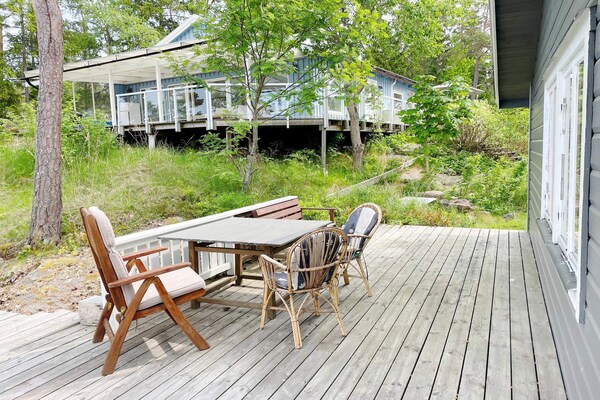 Foto van Cottage met uitzicht op zee en sauna - Vakantiehuis in VÄDDÖ - Outdoor