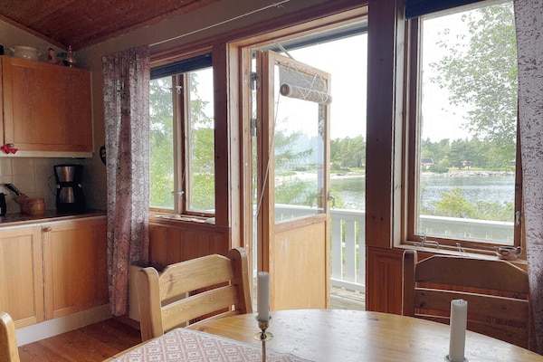Foto van Cottage met uitzicht op zee en sauna - Vakantiehuis in VÄDDÖ - Indoor
