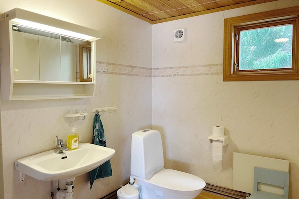 Foto van Cottage met uitzicht op zee en sauna - Vakantiehuis in VÄDDÖ - Indoor