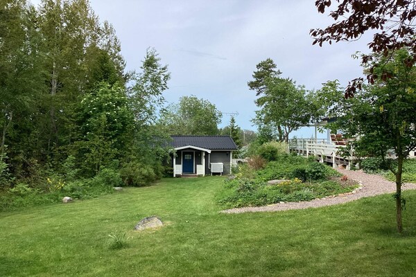 Foto van Cottage met uitzicht op zee en sauna - Vakantiehuis in VÄDDÖ - Outdoor