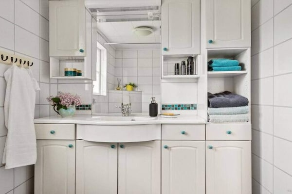 Foto van Huis met gastenverblijf en tuin - Vakantiehuis in Fågelmara - Indoor