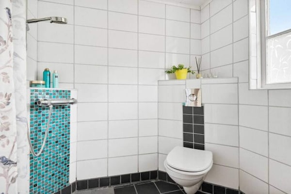 Foto van Huis met gastenverblijf en tuin - Vakantiehuis in Fågelmara - Indoor