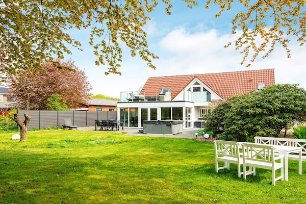 Foto van 4 sterren vakantie huis in Henne - Vakantiehuis in Henne - Untagged