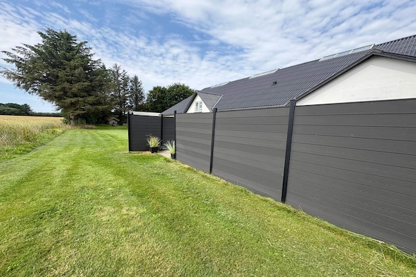 Foto van Luxe vakantiehuis in Henne - Vakantiehuis in Henne - View