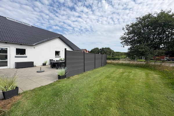 Foto van Luxe vakantiehuis in Henne - Vakantiehuis in Henne - View