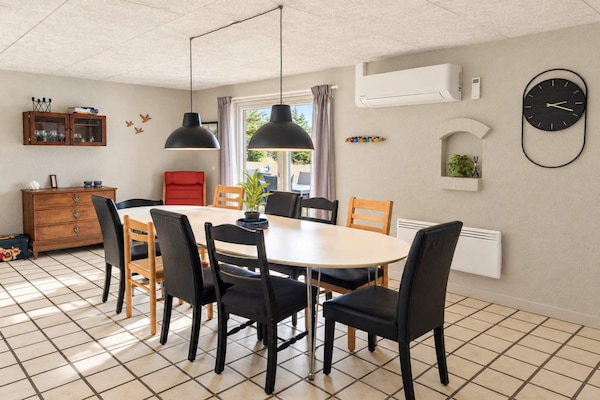 Foto van 12 Personen vakantie huis in Oksbøl - Vakantiehuis in Oksbøl - Indoor