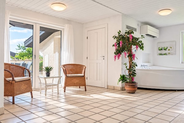 Foto van 12 Personen vakantie huis in Oksbøl - Vakantiehuis in Oksbøl - Indoor