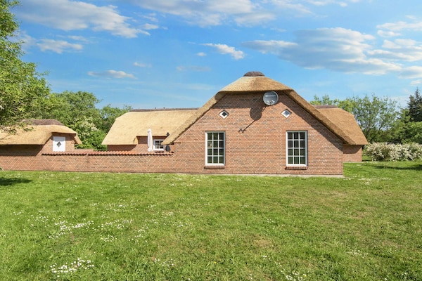 Foto van Luxe zwembad retraite -- By Traum Ferienwohnungen - Vakantiehuis in Ulfborg - View